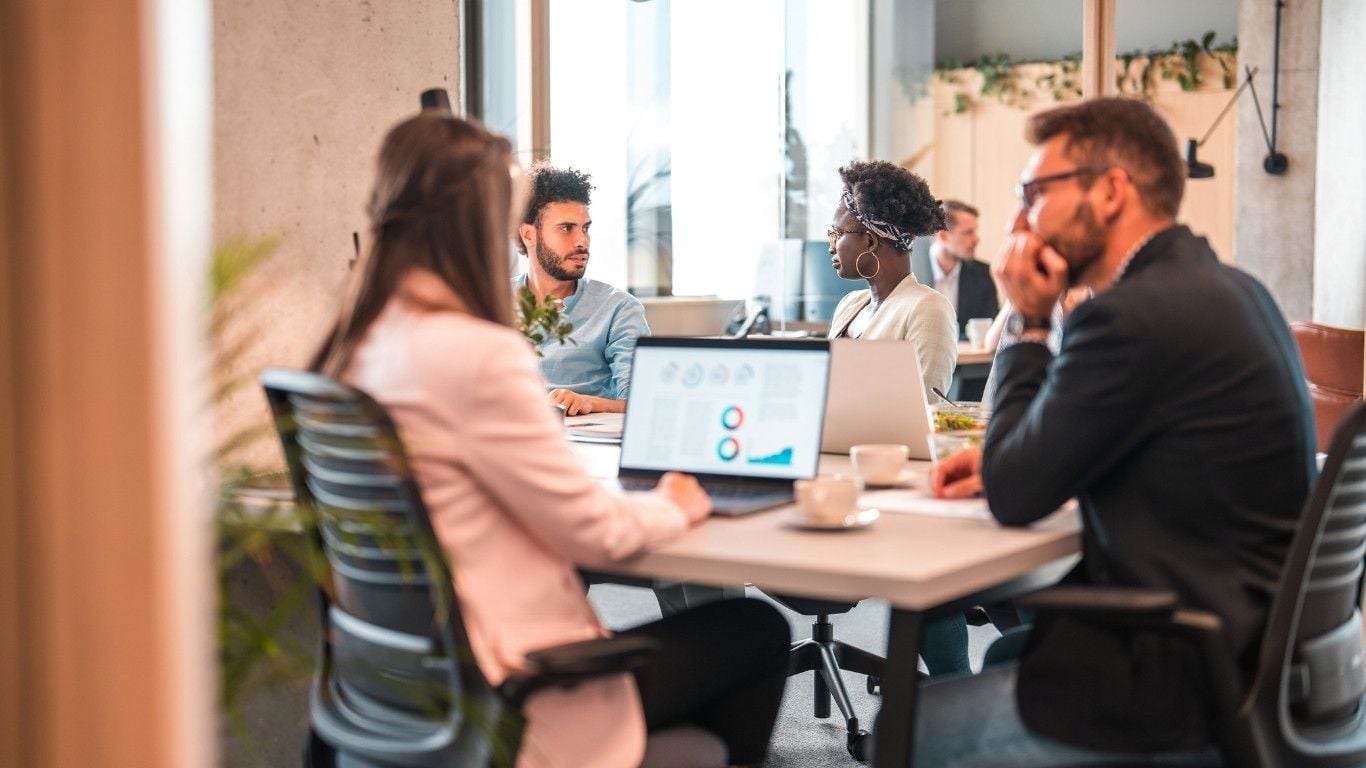 What a “Medium-Sized Agency Advantage” Actually Means (And Why It Matters) What a “Medium-Sized Agency Advantage” Actually Means (And Why It Matters)